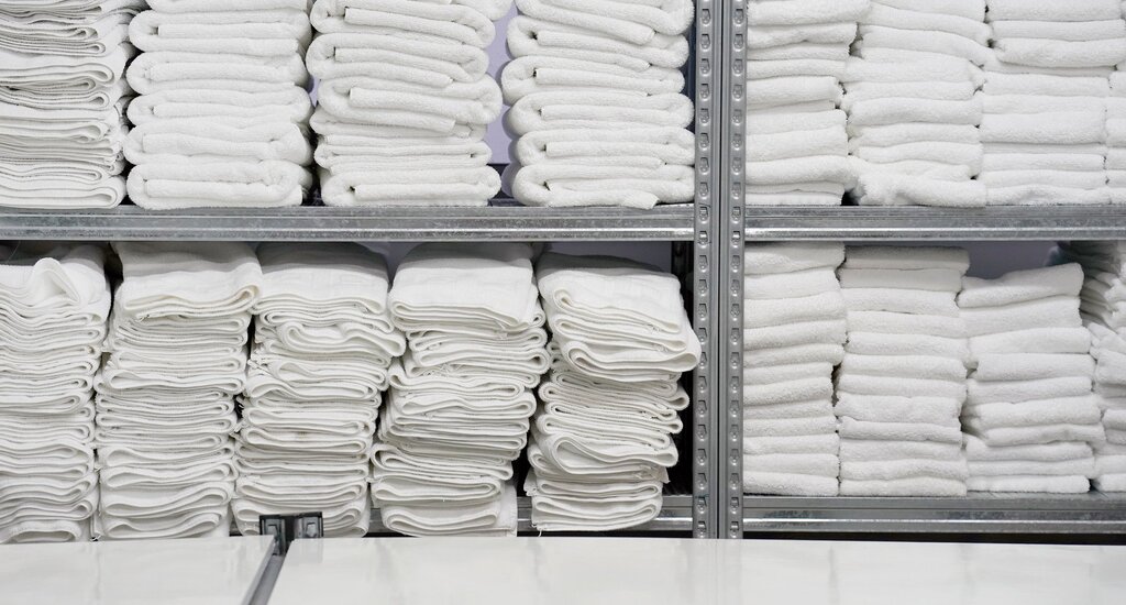 How Do Commercial Linen Hire Services Work?