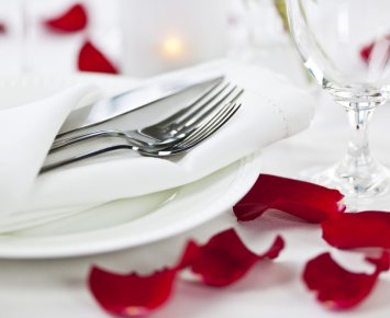 Transform Your Restaurant For Valentine's Day | London Linen